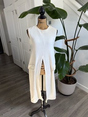 ZARA Sleeveless White Midi Split-Front Dress